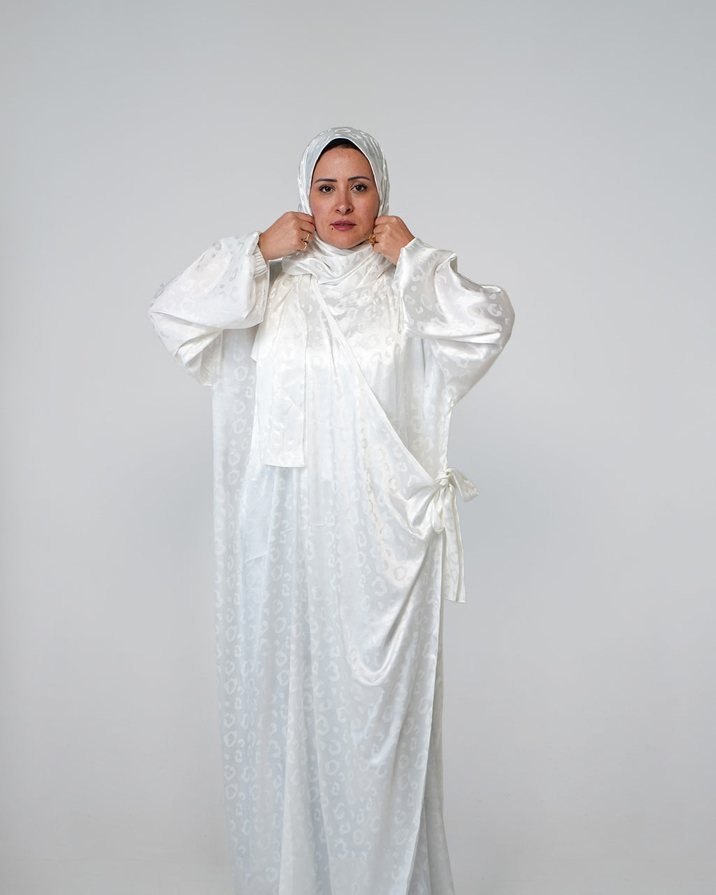 اسدال كارديجان ابيض