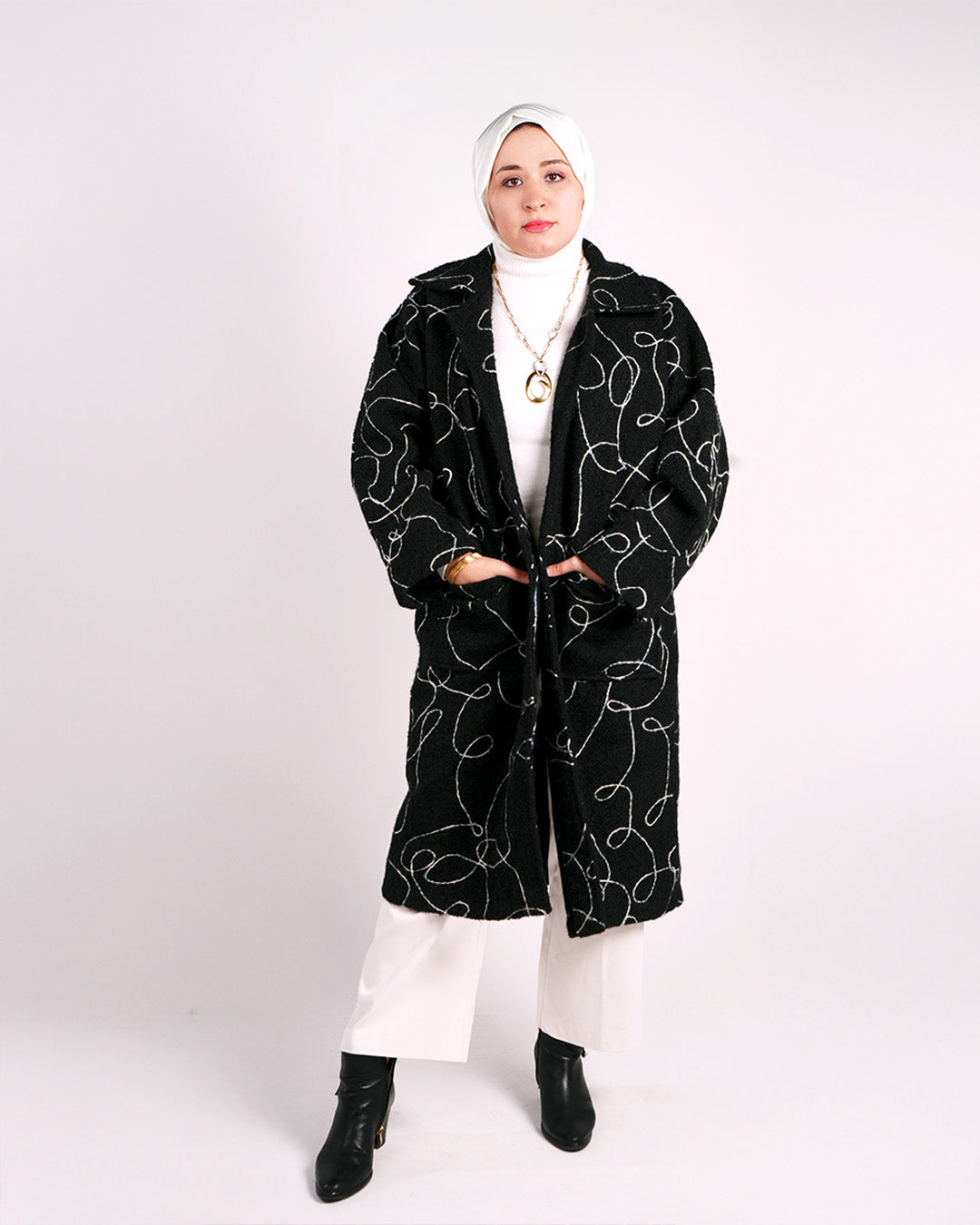 Luxe Wool Coat - Classic Tailored Design