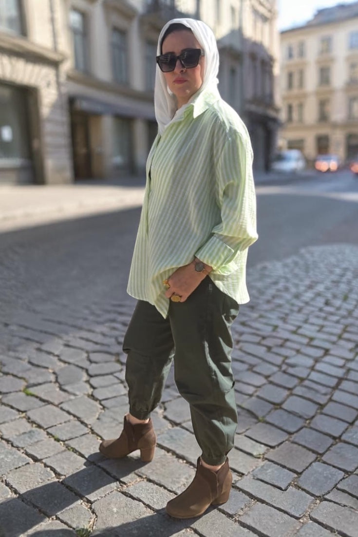 ELEGANT LINEN SHIRT – TIMELESS MINIMAL STYLE