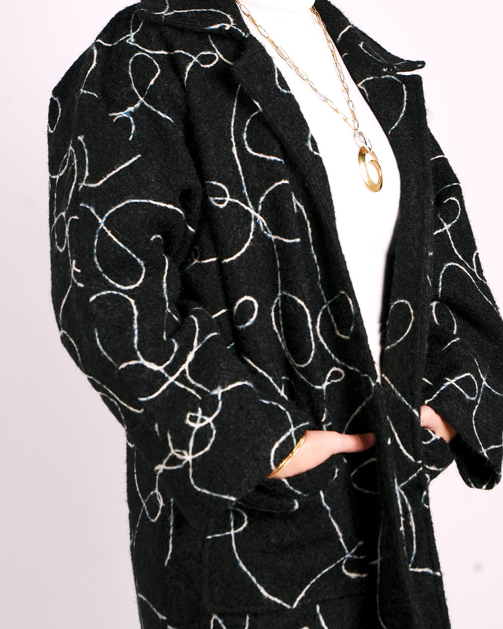 Luxe Wool Coat - Classic Tailored Design