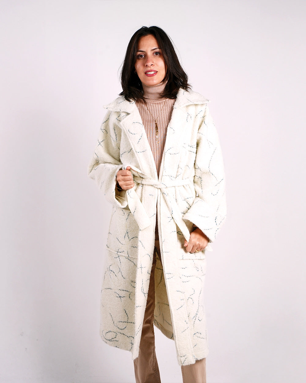 Premium Wool Coat - Timeless Elegance